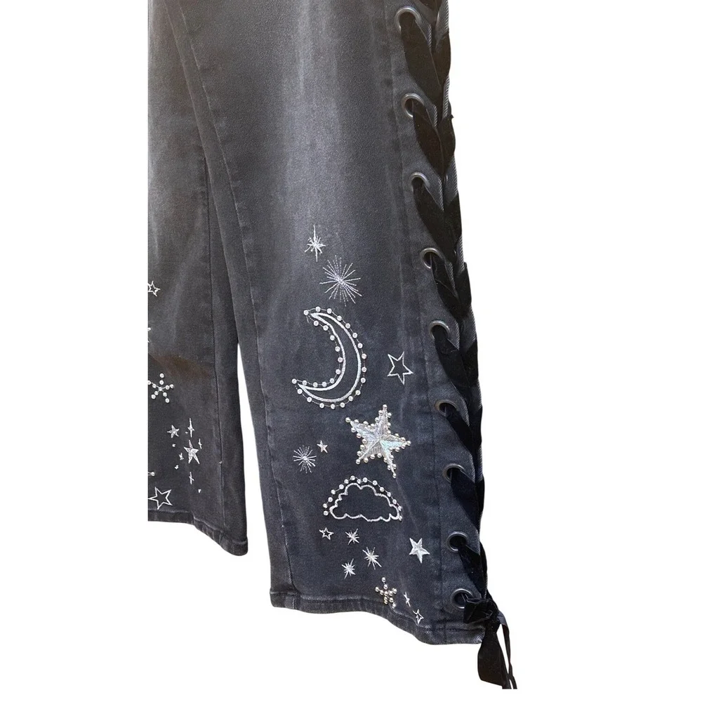 Driftwood Lacy Celestial‎ Embroidered Lace Up Side Wide Leg Jeans Black Size 28